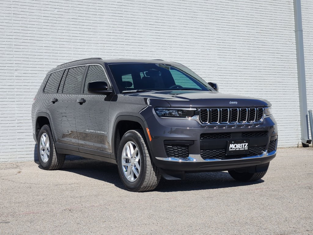 New 2025 Jeep Grand Cherokee L Laredo w/ Luxury Tech Group I AWD/4WD image 2