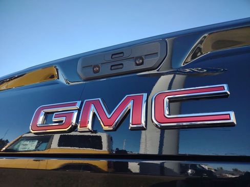 Used 2021 GMC Sierra 1500 SLT w/ SLT Premium Package image 37