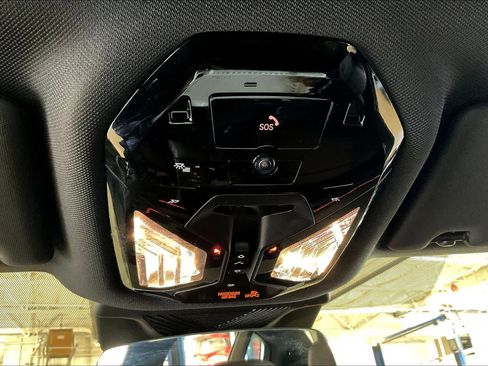 Certified 2025 BMW 530i 530i w/ Premium Package image 35