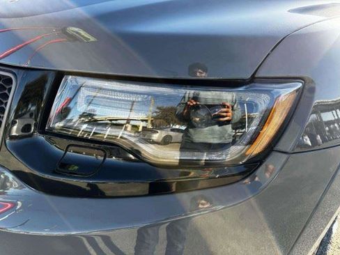 Used 2021 Jeep Grand Cherokee Trackhawk AWD/4WD image 13