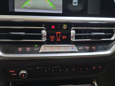 Used 2022 BMW 330i Sedan w/ M Sport Package image 25