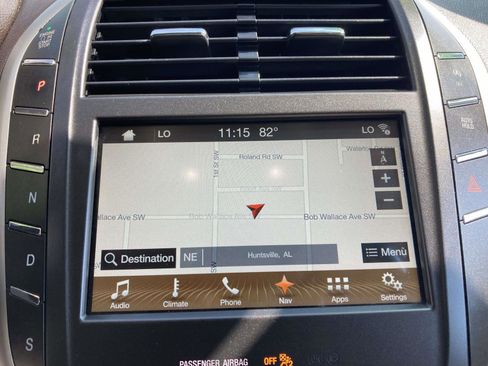 Used 2017 Lincoln MKC Reserve image 23