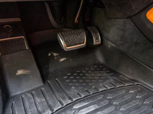 Used 2022 Lamborghini Urus image 20