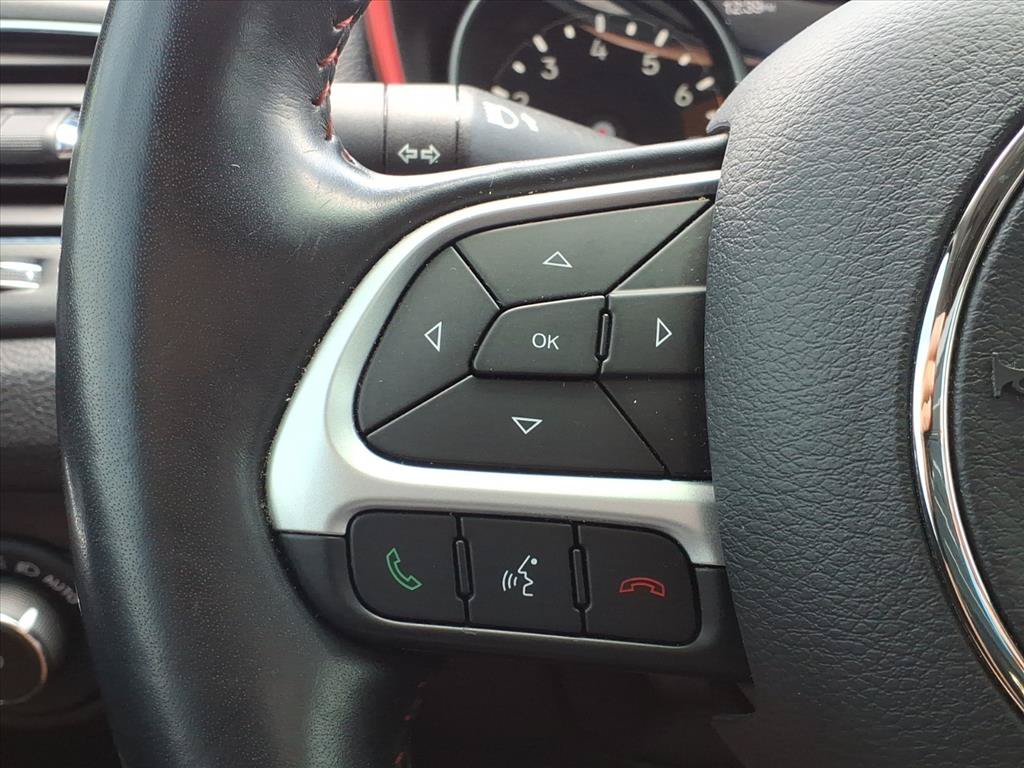 Used 2020 Jeep Compass Trailhawk w/ Cold Weather Group AWD/4WD image 14
