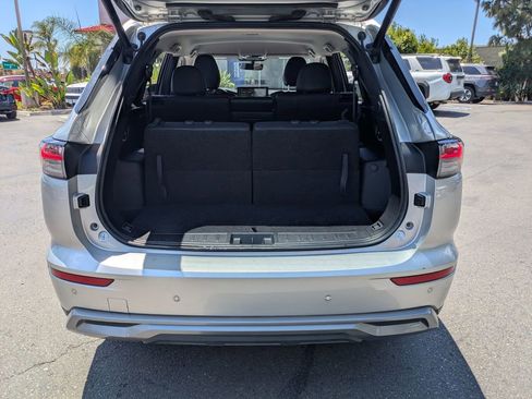 Used 2025 Mitsubishi Outlander SE AWD/4WD image 31