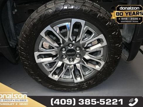 Used 2025 GMC Sierra 1500 Denali Ultimate AWD/4WD image 13