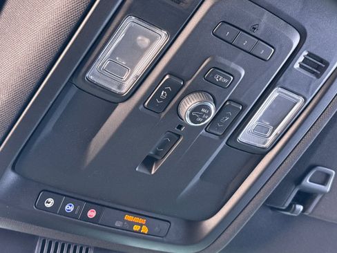 Used 2024 Chevrolet Tahoe Premier w/ Advanced Technology Package image 24