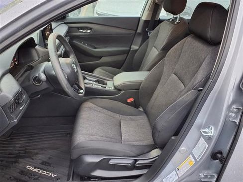 Certified 2025 Honda Accord LX image 4