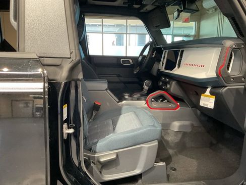 New 2025 Ford Bronco Heritage Edition image 25