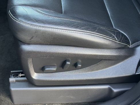 Used 2018 Chevrolet Silverado 1500 LTZ Z71 image 21