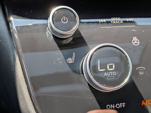 Used 2025 INFINITI QX60 Luxe AWD/4WD image 28