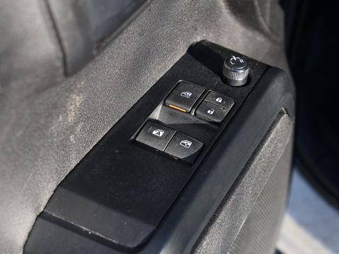 Used 2022 Toyota Tacoma SR image 26