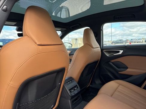 Used 2025 Audi A5 2.0T Prestige image 11