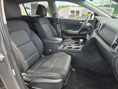 Used 2019 Kia Sportage LX FWD image 21
