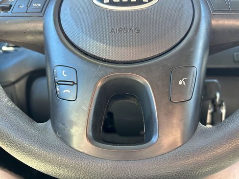 Used 2013 Kia Soul image 25