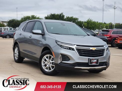 Used 2024 Chevrolet Equinox LT FWD image 1