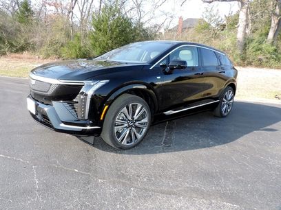 New 2026 Cadillac Optiq Luxury 2