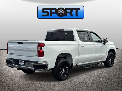Used 2022 Chevrolet Silverado 1500 LT w/ Z71 Off-Road Package AWD/4WD image 24