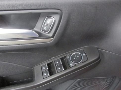 Certified 2021 Ford Escape SE w/ SE Sport Appearance Package image 27