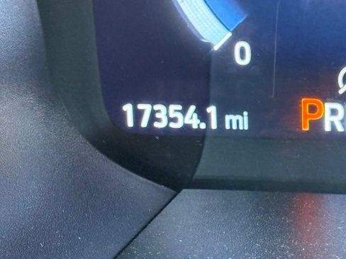 Used 2025 Ford Explorer ST-Line w/ Premium Package RWD image 12