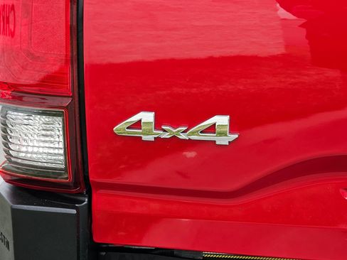 Used 2019 Toyota Tacoma SR w/ SR Convenience Package AWD/4WD image 30