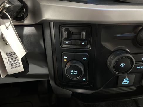 New 2025 Ford F550 4x4 Regular Cab Super Duty w/ XLT Value Package image 11