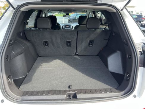 Used 2024 Chevrolet Equinox LS w/ LS Convenience Package FWD image 13