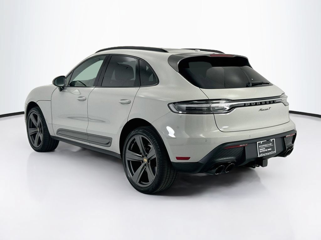Certified 2025 Porsche Macan Turbo AWD/4WD image 3