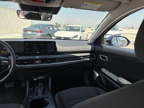 Used 2026 Kia K4 FWD image 34