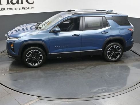 New 2026 Chevrolet Equinox LT w/ LPO, Floor Liner Package FWD image 36