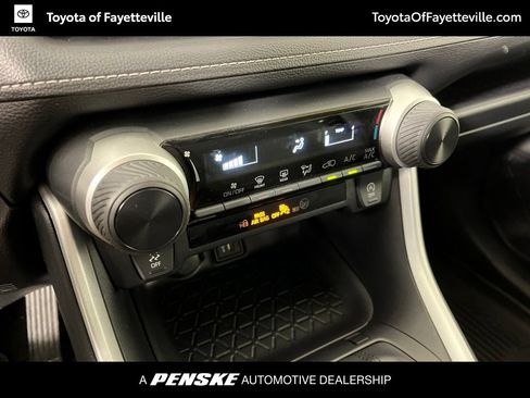 Certified 2025 Toyota RAV4 LE FWD image 29