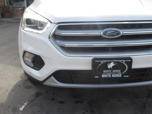 Used 2017 Ford Escape Titanium w/ Equipment Group 301A AWD/4WD image 3