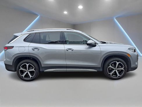 Used 2026 Volkswagen Tiguan SE w/ Panoramic Sunroof Package AWD/4WD image 7