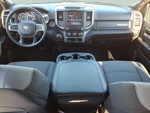 Used 2024 RAM 2500 Big Horn w/ Bed Utility Group image 19