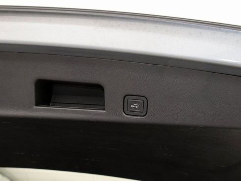 Certified 2024 Chevrolet Traverse RS w/ LPO, Floor Liner Package image 35