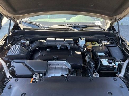 Used 2017 Buick Envision Essence FWD image 33