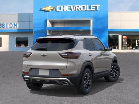New 2026 Chevrolet TrailBlazer ACTIV w/ Driver Confidence Package AWD/4WD image 4