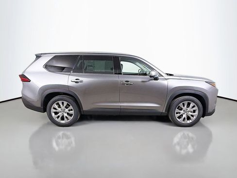 New 2026 Toyota Grand Highlander AWD image 4