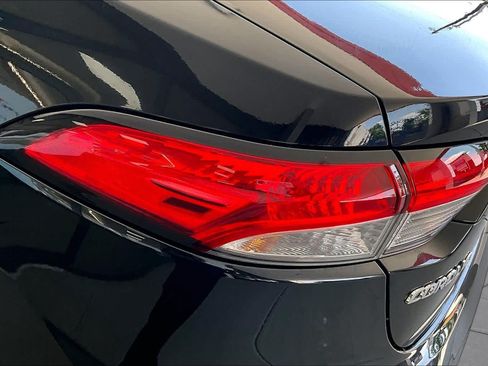 Used 2024 Toyota Corolla LE FWD image 29