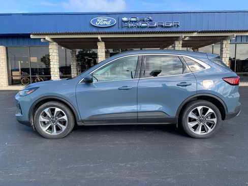 Used 2023 Ford Escape Platinum AWD/4WD image 6