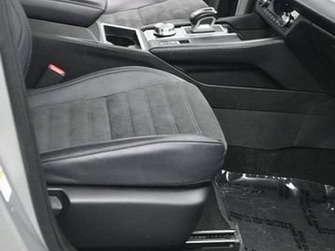 Used 2024 Mitsubishi Outlander SE AWD/4WD image 13