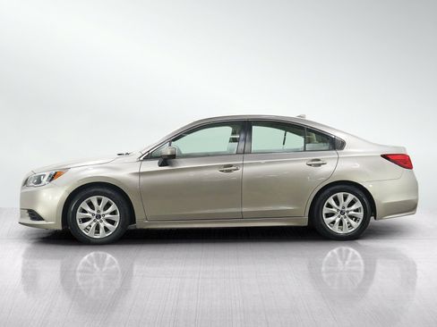 Used 2017 Subaru Legacy 2.5i Premium AWD/4WD image 2