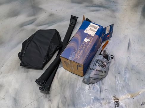 Used 2012 Cadillac CTS V w/ Wood Trim Package image 98