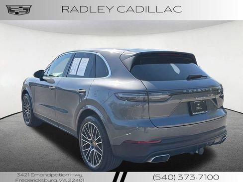 Used 2023 Porsche Cayenne AWD/4WD image 17