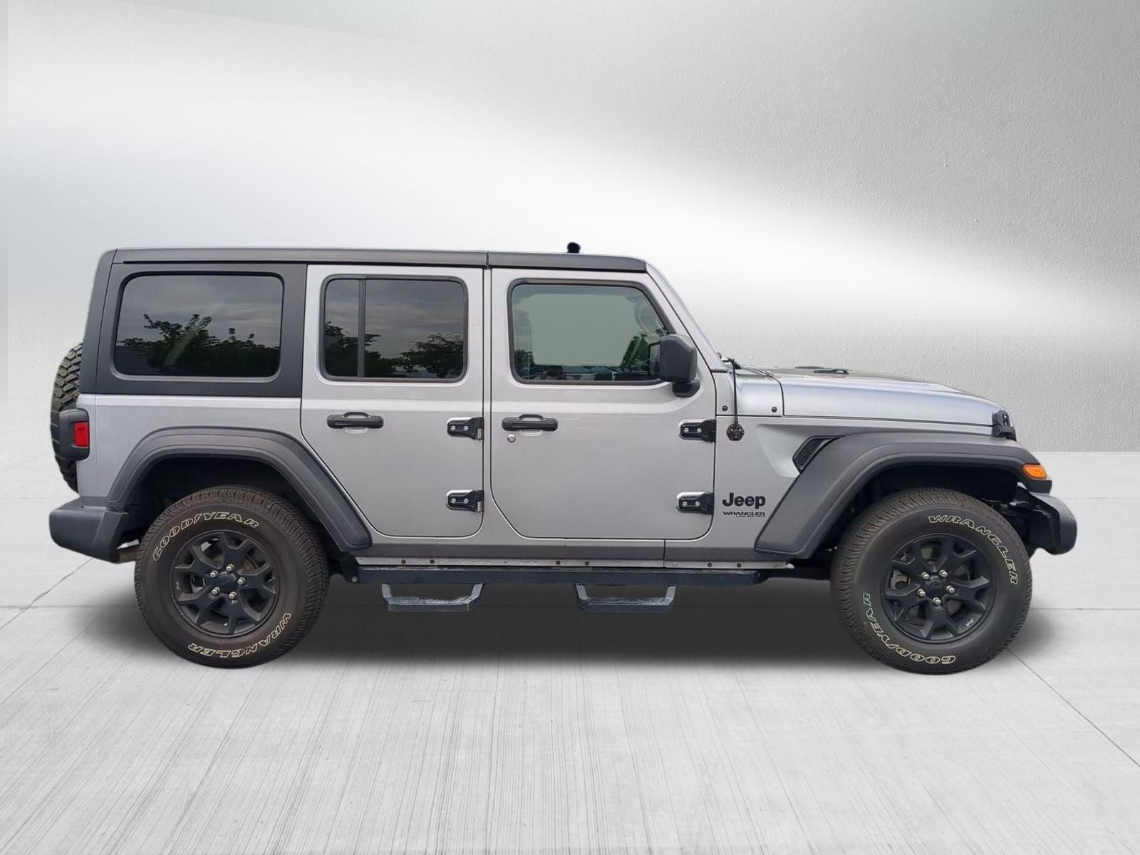 Used 2021 Jeep Wrangler Unlimited Sport AWD/4WD image 7