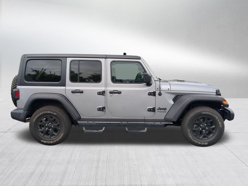 Used 2021 Jeep Wrangler Unlimited Sport AWD/4WD image 7