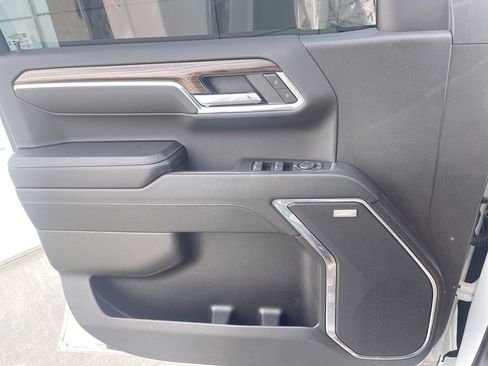 Used 2024 Chevrolet Silverado 1500 LT Trail Boss w/ LT Trail Boss Premium Package image 33