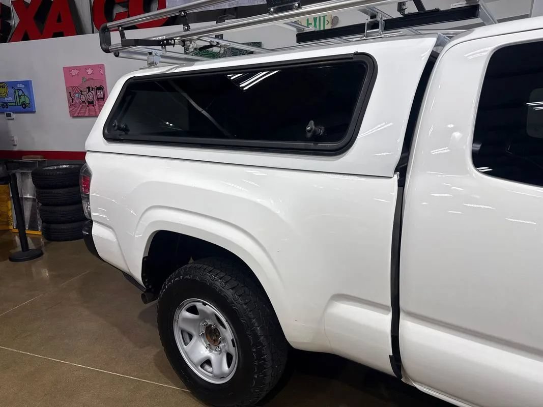 Used 2022 Toyota Tacoma SR AWD/4WD image 49