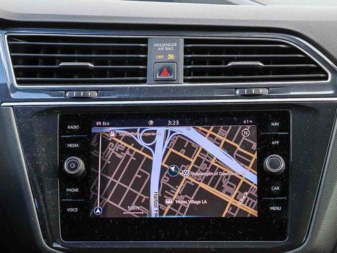 Used 2024 Volkswagen Tiguan SEL R-Line image 15