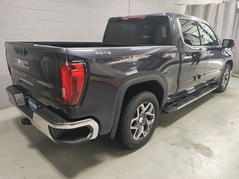 Certified 2022 GMC Sierra 1500 SLT w/ SLT Convenience Package image 2